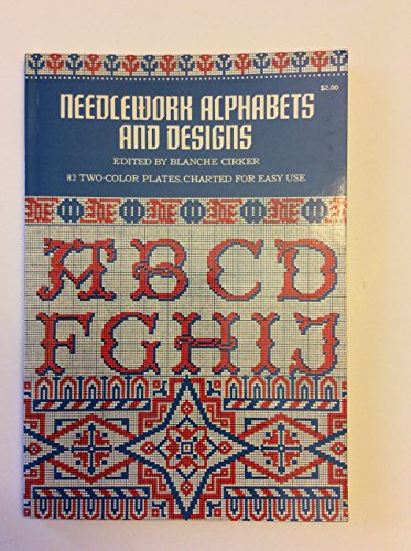 Beispielbild für Needlework Alphabets and Designs zum Verkauf von Books to Die For