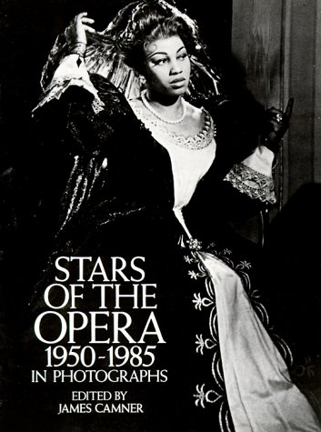 Beispielbild fr Stars of the Opera, 1950 1985 in Photographs zum Verkauf von Wonder Book