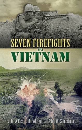 9780486454719: Seven Firefights in Vietnam