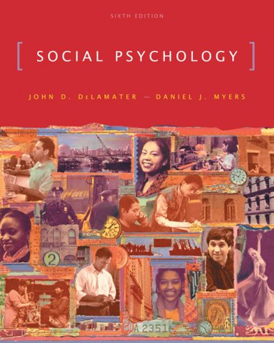 Imagen de archivo de Social Psychology a la venta por BookHolders