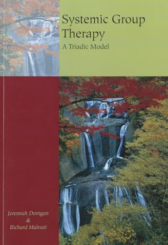 Imagen de archivo de Systemic Group Therapy: A Triadic Model a la venta por ThriftBooks-Atlanta