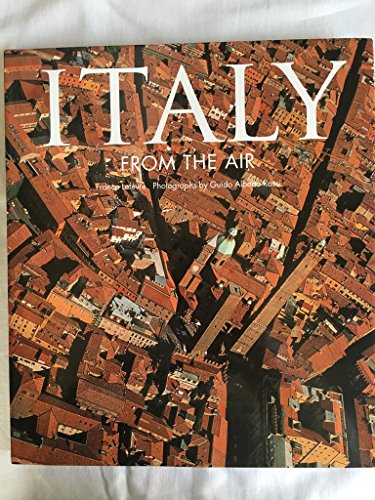 Imagen de archivo de Italy from the air a la venta por Louis Tinner Bookshop