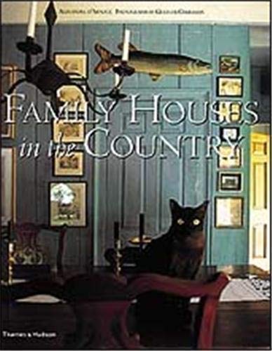 9780500019955: Family Houses in the Country
