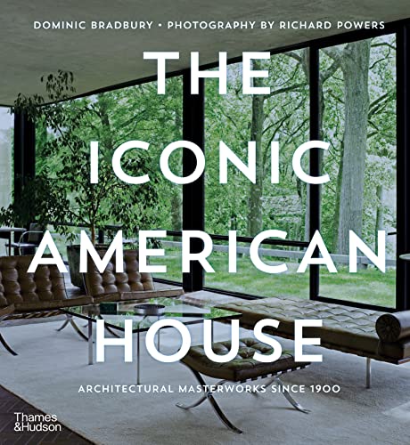 Beispielbild fr The Iconic American House: Architectural Masterworks Since 1900 zum Verkauf von GF Books, Inc.