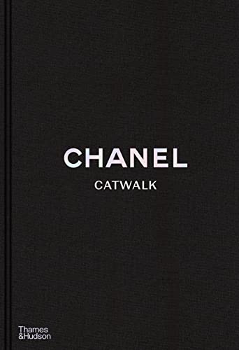 Chanel Catwalk : The Complete Collections 9780500023440