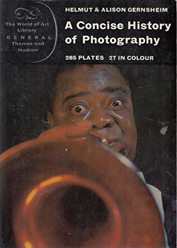 9780500200346: Concise History of Photography