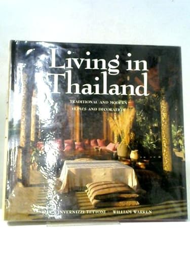 Beispielbild fr Living in Thailand zum Verkauf von Studibuch