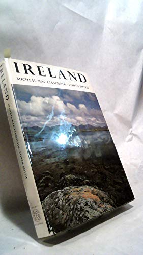 Beispielbild fr Ireland zum Verkauf von Better World Books: West