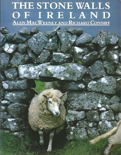 Imagen de archivo de The Stone Walls of Ireland a la venta por Better World Books: West