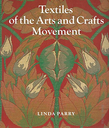 9780500274972: Textiles of the Arts and Crafts Movement