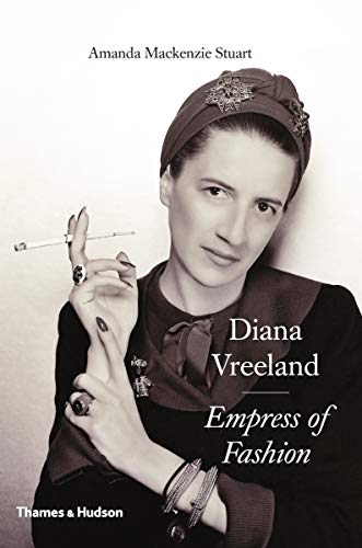 Beispielbild fr Diana Vreeland: Empress of Fashion zum Verkauf von WorldofBooks