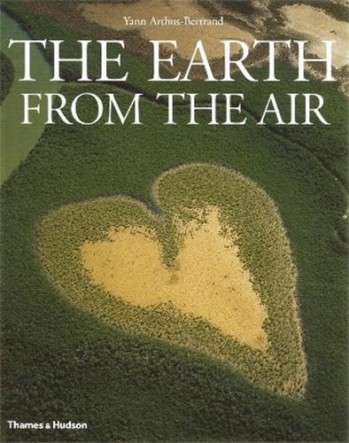 9780500543061: The Earth from the Air