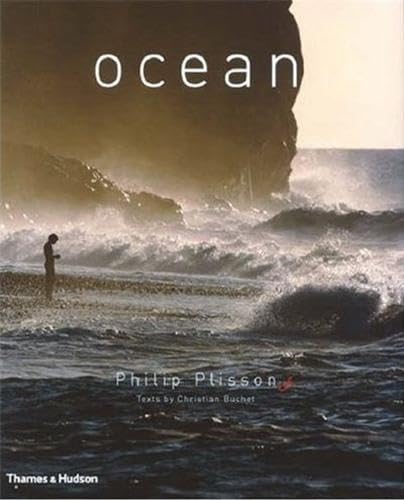 Imagen de archivo de Ocean a la venta por WorldofBooks