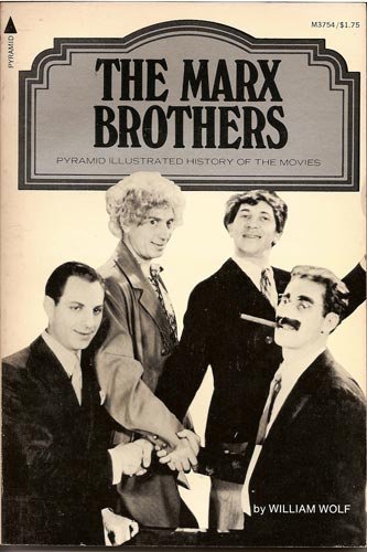 Imagen de archivo de The Marx brothers (A Pyramid illustrated history of the movies) a la venta por HPB Inc.