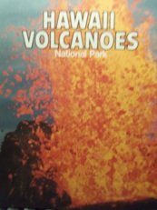 Imagen de archivo de Hawaii Volcanoes National Park a la venta por Better World Books: West