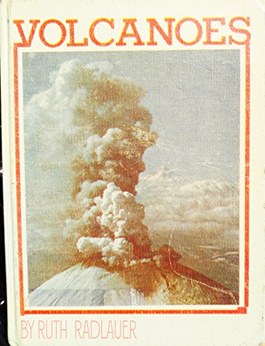 9780516078359: Title: Volcanoes Geo Books