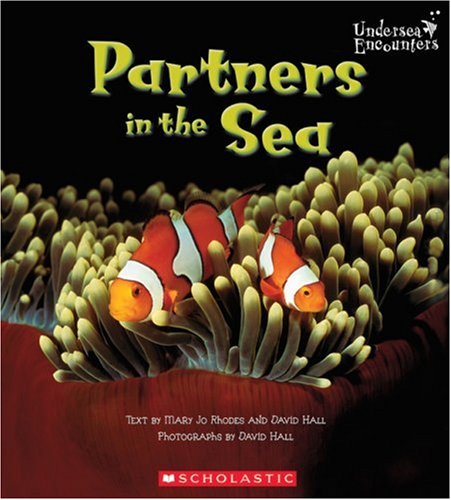9780516243979: Partners In The Sea (Undersea Encounters)