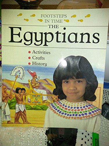 9780516262321: The Egyptians (Footsteps in Time)