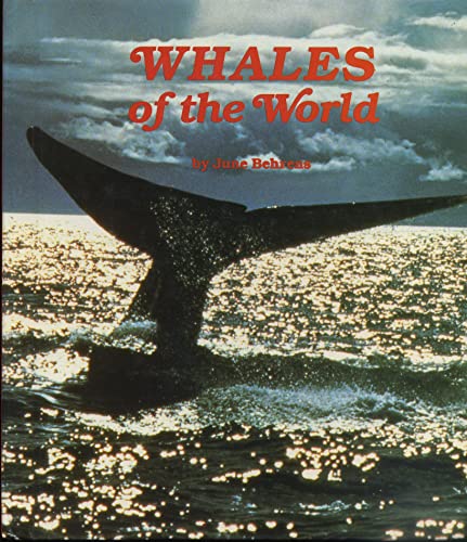 Imagen de archivo de Whales of the World a la venta por Better World Books: West