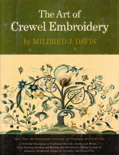 Imagen de archivo de Art of Crewel Embroidery a la venta por -OnTimeBooks-