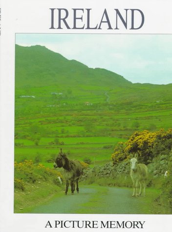Imagen de archivo de Ireland: A Picture Memory a la venta por Wonder Book