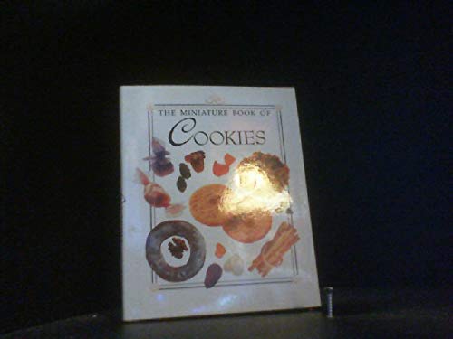 Imagen de archivo de The Miniature Book of Food: Cookies a la venta por Half Price Books Inc.