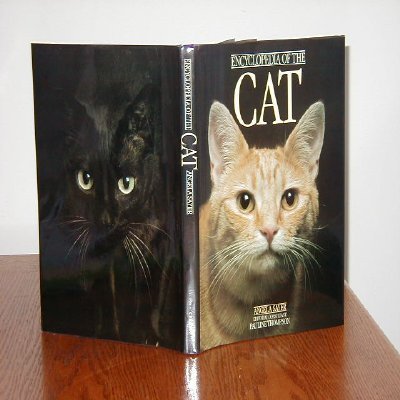 Beispielbild fr Encyclopedia of the Cat zum Verkauf von ThriftBooks-Dallas