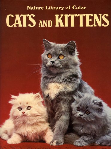 Imagen de archivo de Cats & Kittens (Nature Library Of Color) a la venta por Wonder Book