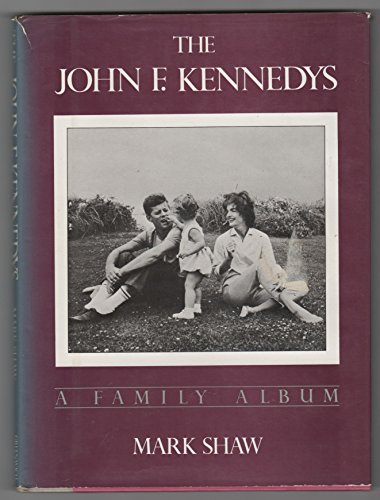 9780517424001: The John F. Kennedys: A Family Album