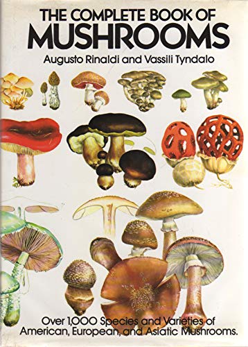 Stock image for Complete Book Of Mushrooms for sale by ThriftBooks-Atlanta