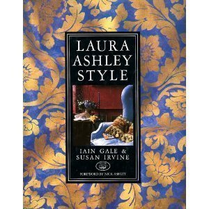Beispielbild fr Laura Ashley Style zum Verkauf von ThriftBooks-Atlanta