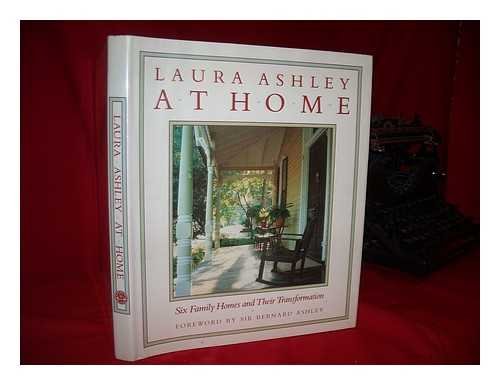 Imagen de archivo de Laura Ashley at Home a la venta por HPB-Emerald