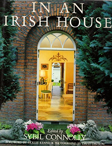 Imagen de archivo de In an Irish House a la venta por SecondSale