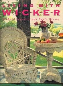 Imagen de archivo de Living With Wicker a la venta por SecondSale