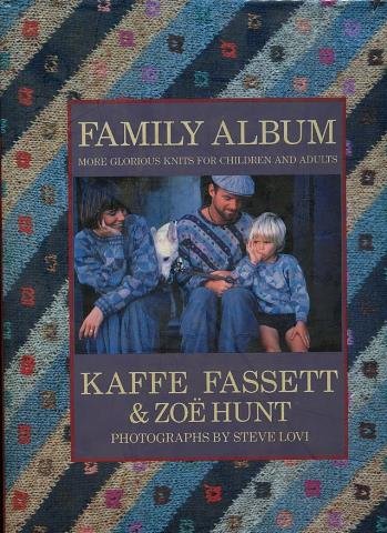 Imagen de archivo de Kaffe Fassett's Family Album : Knitting for Children and Adults a la venta por Better World Books: West