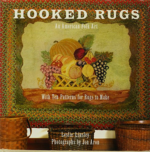 Beispielbild fr Hooked Rugs : An American Folk Art zum Verkauf von Better World Books