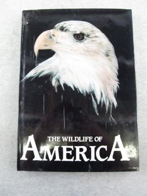 Wildlife of America (9780517631171) by David Black; Tom Hall (photography)