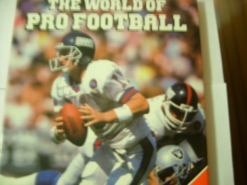 Beispielbild fr World of Pro Football : New Edition zum Verkauf von Better World Books