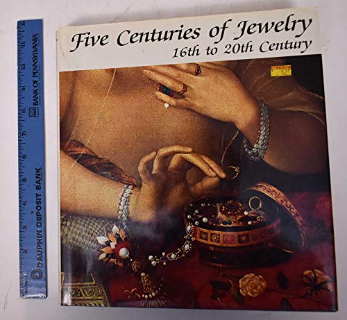 Beispielbild fr Five Centuries of Jewelry in the West zum Verkauf von Books From California