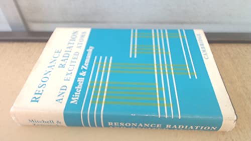 9780521084338: Resonance Radiation and Excited Atoms