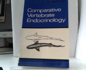 Beispielbild fr Comparative Vertebrate Endocrinology zum Verkauf von Anybook.com
