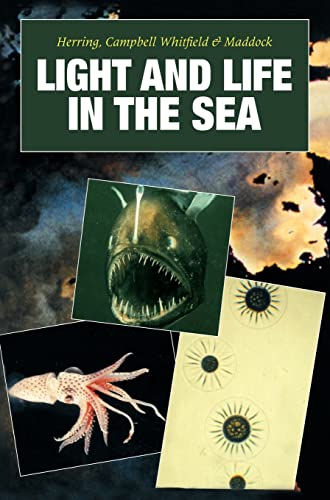 Imagen de archivo de Light and Life in the Sea a la venta por Green Street Books