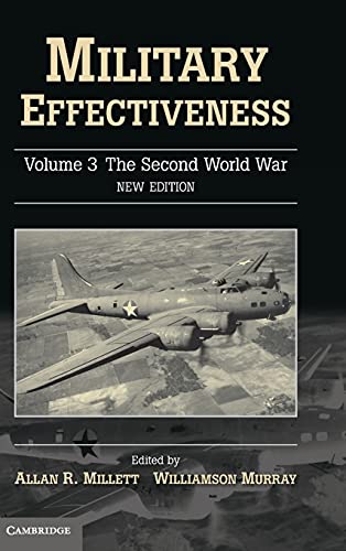 Imagen de archivo de Military Effectiveness: The Second World War: Vol 3 a la venta por Revaluation Books