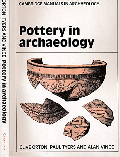 Beispielbild fr Pottery in Archaeology zum Verkauf von Better World Books