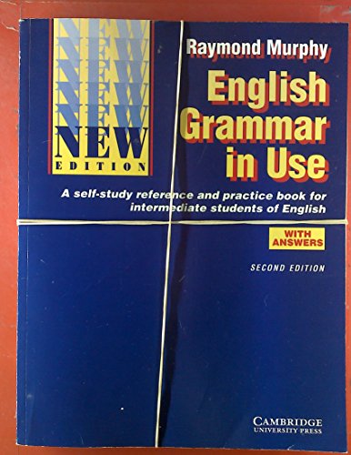 Imagen de archivo de English Grammar in Use with Answers and CD-ROM: A Self-Study Reference and Practice Book for Intermediate Students a la venta por WorldofBooks