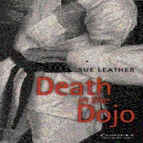 9780521656214: Death in the Dojo Level 5 (Cambridge English Readers)