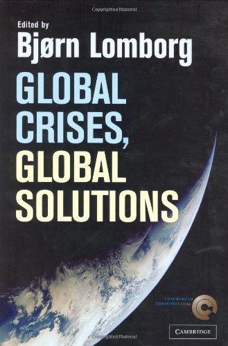 Imagen de archivo de Global Crises, Global Solutions a la venta por HPB-Red