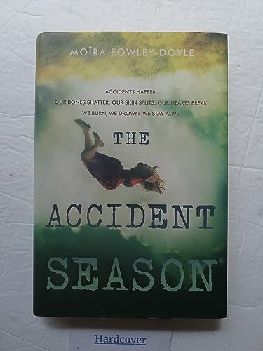 Beispielbild fr The Accident Season zum Verkauf von SecondSale