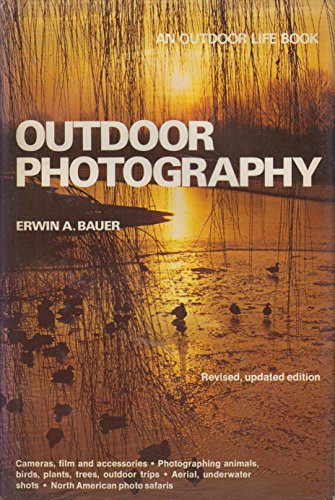 9780525930945: Outdoor Photography