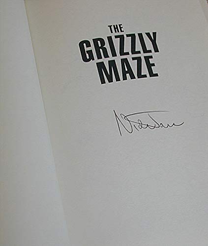 Imagen de archivo de The Grizzly Maze: Timothy Treadwells Fatal Obsession with Alaskan Bears a la venta por Goodwill Books